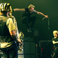 Green Day - When I Come Around (Acoustic)