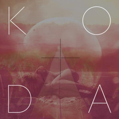 Koda & CoMa - In The Deserts Of La Femme Period Chaser