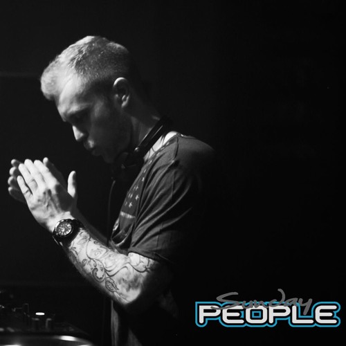 Mike Vale Live @ Sundaypeople Festival, Arnhem, Netherlands 25 Oct 2014