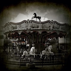 Сломанный карусель