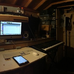 Outta Pocket Ft.Ron3boi,Wowie