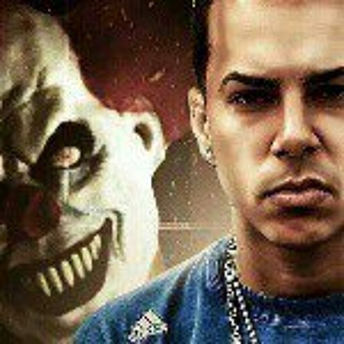 No le hagas caso ala gente.(Wilo La Luz Del Diamante) Prod.By.Kevin El Toke Biónico