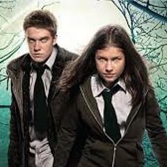 Wolfblood Theme Tune (Extended Version) - A Promise That I Keep