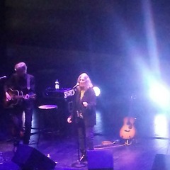 Patti Smith canta Perfect day e sbaglia l'inizio at Teatro Creberg di Bergamo