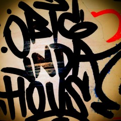 En La Cuidad (BIG CLAPA) Indahatofamilibroproduce[1]