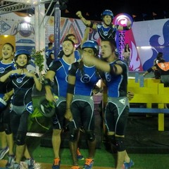 CELEBRACION DEL EQUIPO AZUL-LLEGO EL PAVO