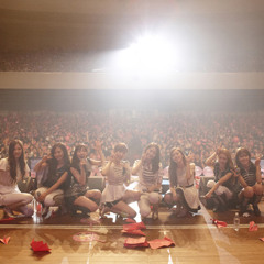 Girls' Generation SNSD - Divine The Best Live In Tokyo Dome
