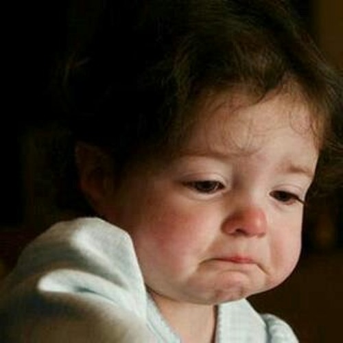 محتاجة اكون وياك .. خايفة البعد يقسيك