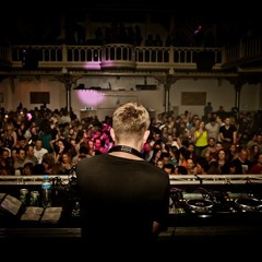 Rene Engel | Paradiso Amsterdam |  WEITER#2 Warm up the Mainstage (23-11-2013)