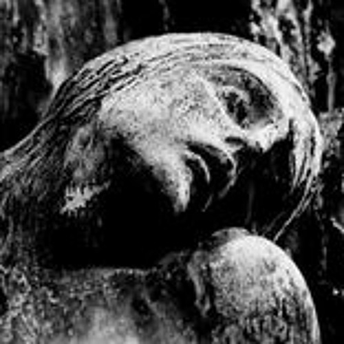 A Graveyard Of Broken Statues for Violoncello solo.