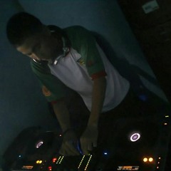 DJ Agez [ BBM Remix ] - Sakitnya Tu Disini ( Funkot Remix )