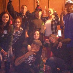 Foti Ounce - Bad Bitchez (feat. D Boy & Dimon)