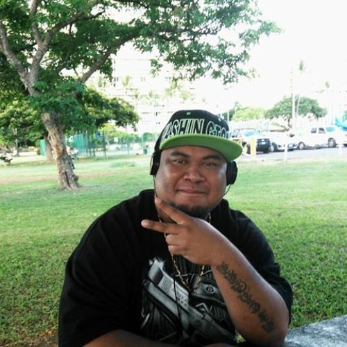 Mut ngeniei ekis omw na tong...