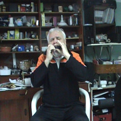 Ουσάκ με φυσαρμόνικα