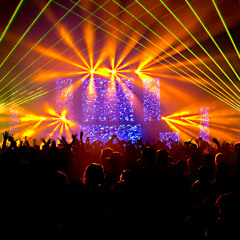 ALL THINGS TECHNO ((d-__-b))