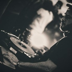 DJ SAN GABRIEL live mix at YAAM Berlin - 24.11.14 (warm up for DELTRON 3030)