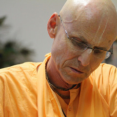 Kadamba Kanana Swami - Kirtan Mela Mayapur 2013 (Day 2)