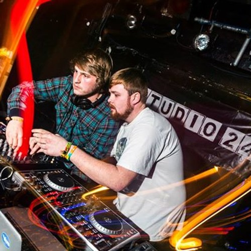 Chunky-Burd B2b - SYS MYSTERY CIRCUS @ STUDIO 24 06/12/14
