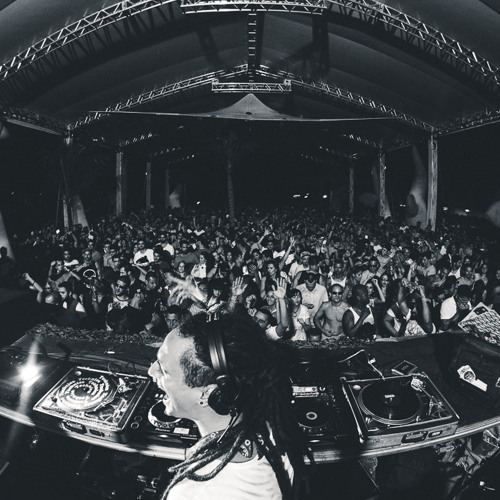 auTechno