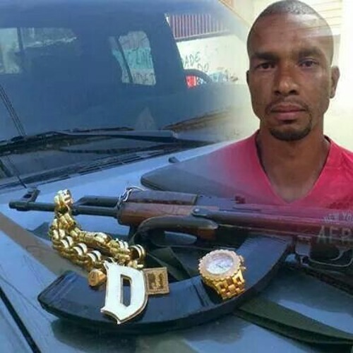 MC'S SEM NOME E CAIO - LIBERDADE PRO CHEFÃO DAVI 2015