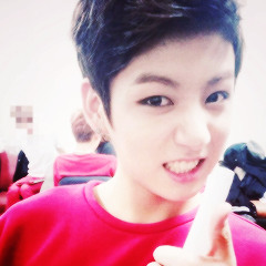 Jungkook BTS - SOFA