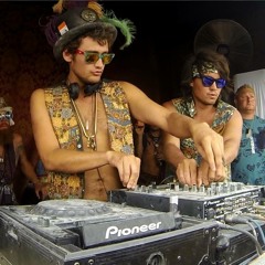 Mikey Lion - Live @ Burning Man - DISTRIKT Camp