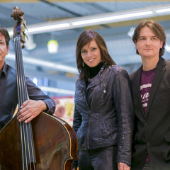 Ully Mathias - ReLounge