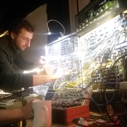 Zeitgeber - EE352 - Electronic Explorations (Warehouse Sessions 013)