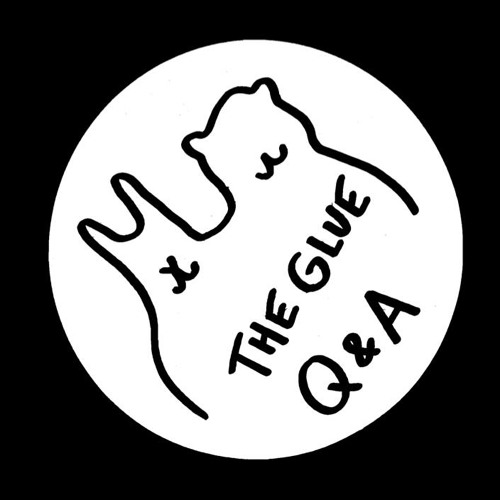 A (GLUEUNTZ 001)
