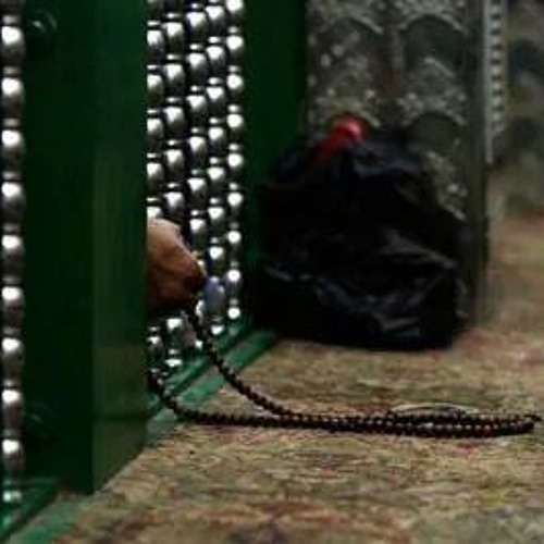 ‫  هنيئاً لمن جاء باب سيدنا الحسين ‬