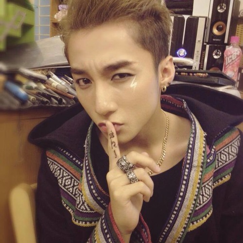 [ Mp3 ] Mashup Cơn Mưa Ngang Qua & Em Của ngày Hôm Qua - Sơn Tùng M-TP [ 21/12/2014 ]