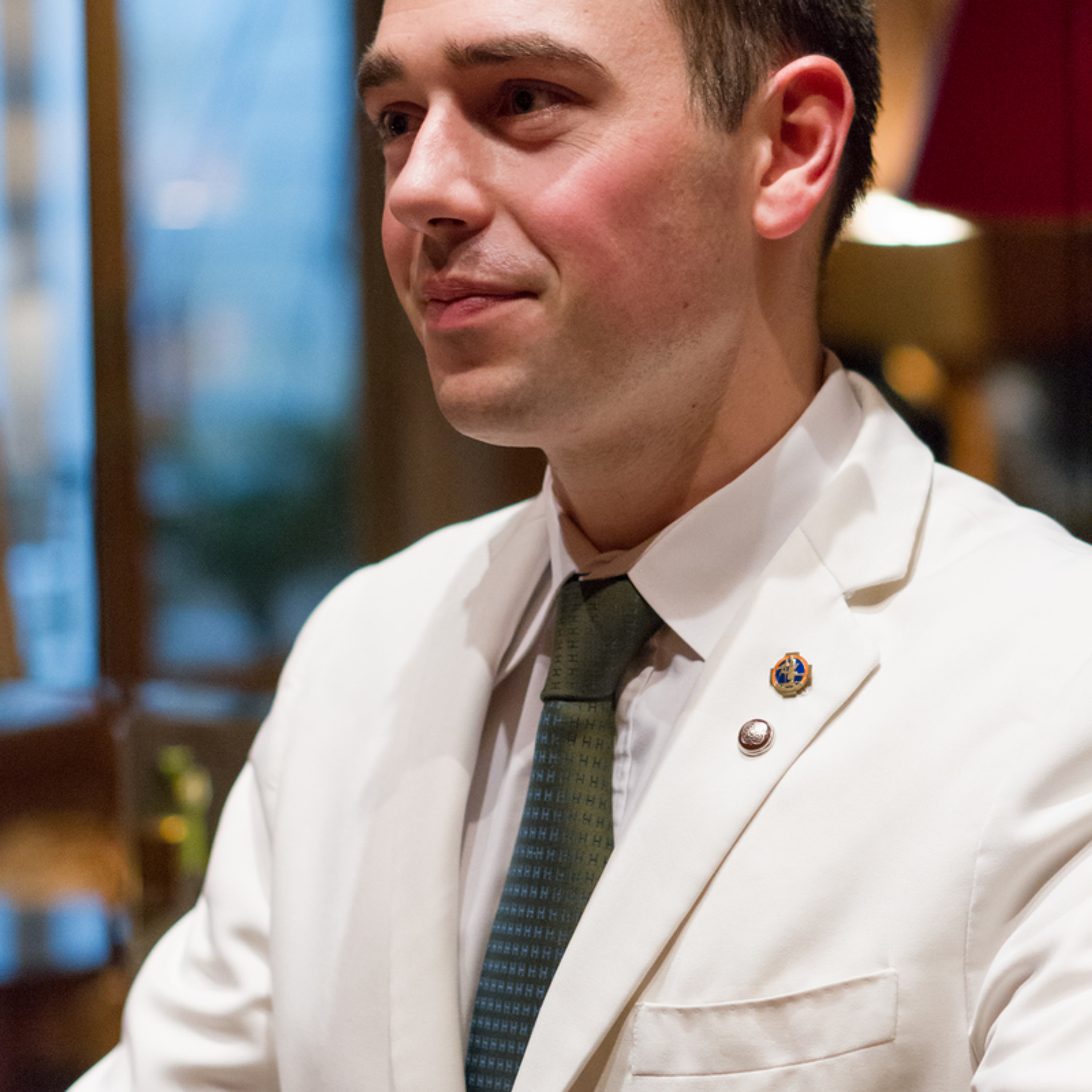 Maxime Hoerth - Chef Barman Bar du Bristol et MOF episode artwork