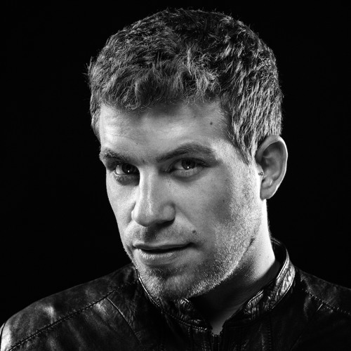 Tujamo - WHO'S IN DA HOUSE RADIOSHOW // episode 007