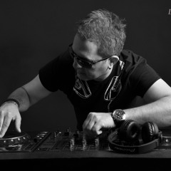 DJ MURAT HOUSE SENSETİON 128 BPM