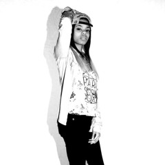 Seiairah Pagee - " Supposed To Be In Love "