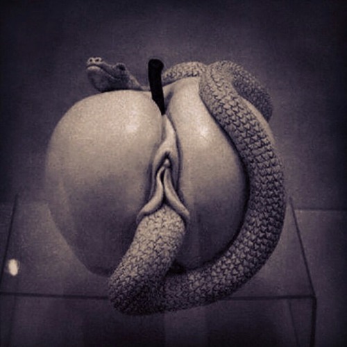 Trust Issues ft. Vee Tha Rula & Continental Five