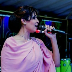 نانسي عجاج -البهجة في عينيك-