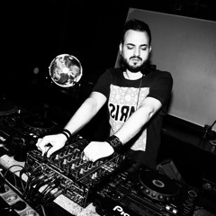 UNISCENE #FreshBeats by Mikael Chahabi