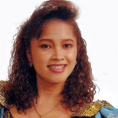 Di Mana Ada Kamu Di Situ Ada Aku - Heidy Diana