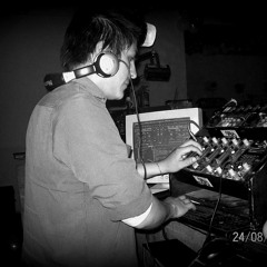 LA RESAKA - SUPERMERK2 - DEE JAY UNDERNIGHT