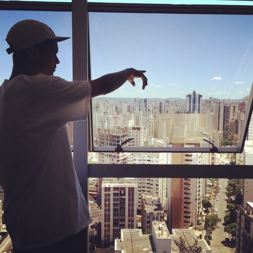 Birthday Boy - Swirls (NeguimBeats Remix)