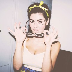 MARINA AND THE DIAMONDS - How to be a heartbreaker