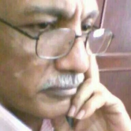 بعد انبﻻج الصبح الجميل ... بقليل ... استمتعت بهذه اﻻغنية الفخمة ... وسط عاصفة جنونية ... من النشوة ... واﻹنبهار ... حتى كادت روحي تنفلت من كياني ... من اﻹنفعال واﻻعجاب الحماسي ... الذي ملك عليا كل حواسي ... ومشاعري ...!!!! شووووف عيونك ... فيها دفقات اﻷمل