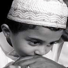 فضلكم يا والدي عمني حتى اللجم