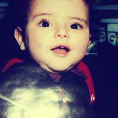 ادم اشمعنا انا