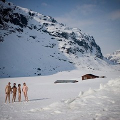 Evergary - Armani Suits Makes The Man