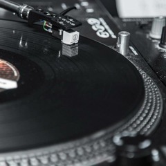 Swayze_New Years Vocal Deep House Mix_Free Download