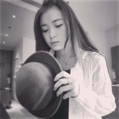 当爱在靠近 by Shermaine