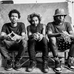 Flatbush Zombies - Friday (Feat. Erick Arc Elliott & Uncle Nephew)