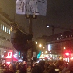 Son de la manifestation de soutien place de la République, à Paris.